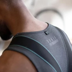 Sous Vêtements Gobik Limber Skin Basalt Sans Manche Homme -Promos Vélos Urbains Boutique c a m i s e t a i n t e r i o r h o m b r e s i n m a n g a s l i m b e r s k i n b a s a l t 3 600x 700x700 2