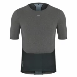 GOBIK Maillot De Corps Manche Courte Celle Skin GreyBlack Homme 2023 20 GOBIK Maillot De Corps Manche Courte Celle Skin GreyBlack Homme 2023 -Promos Vélos Urbains Boutique camiseta mc hombre cell skin gobik 1 700x700 2