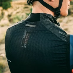 Gilet Gobik Plus 2.0 Citizen Homme -Promos Vélos Urbains Boutique chaleco plus2.0 hombre citizen gobik warm series22 4 700x700 7