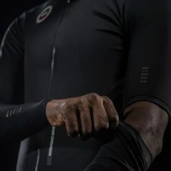 Veste Manche Courte Gobik Envy Jet Black Homme 2023 -Promos Vélos Urbains Boutique chaqueta hombre envy ml cold series 2022 gobik 8 1800x1800 700x700 9