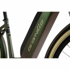 Vélo Électrique Granville E-Absolute 34+ Vert Caméléon 400 Wh 2023 -Promos Vélos Urbains Boutique e absolute 34 vert cameleon 2 700x700 3