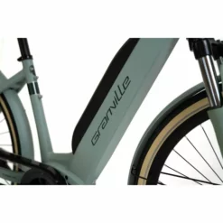 Vélo Électrique Granville E-Absolute 34+ Vert D'Eau 400 Wh 2023 -Promos Vélos Urbains Boutique e absolute 34 vert deau 4 700x700 3