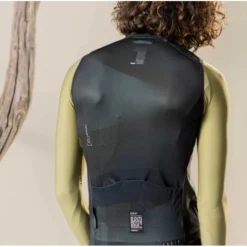 Gilet Sans Manche Gobik Plus 2.0 Royal Black Homme 2023 59 Gilet Sans Manche Gobik Plus 2.0 Royal Black Homme 2023 -Promos Vélos Urbains Boutique giletroyalmen2 700x700 6