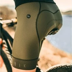 Cuissard Court Gobik Absolute 5.0 K9 Army Femme 37 Cuissard Court Gobik Absolute 5.0 K9 Army Femme -Promos Vélos Urbains Boutique gobik absolute 5.0 k9 army 2 700x700 1