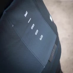 Maillot Manche Longue Gobik Cobble Dark Coal -Promos Vélos Urbains Boutique maillot cobble dark coal hombre cold season 22 gobik 3 700x 700x700 5