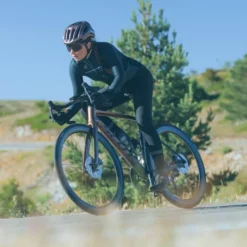 Maillot Manche Longue Gobik Cobble Dark Coal Femme -Promos Vélos Urbains Boutique maillot cobble dark coal mujer sparrow 22 gobik 5 700x 700x700 6