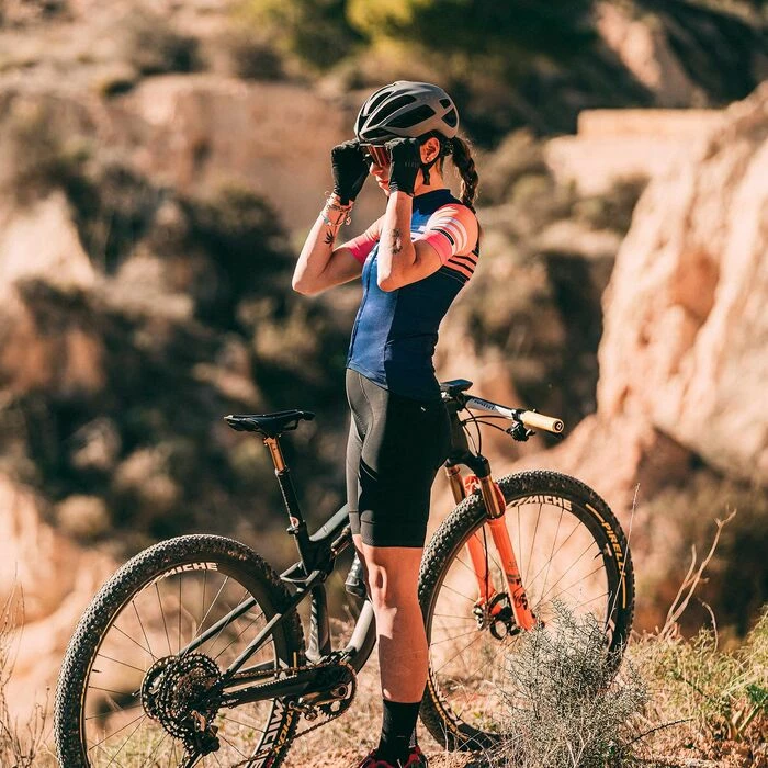 Maillot Manches Courtes Gobik Stark Lotus Claim Femme 21 Maillot Manches Courtes Gobik Stark Lotus Claim Femme – Image 21