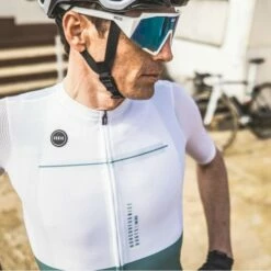 Maillot Manche Courte Gobik Attitude Greenland Unisex -Promos Vélos Urbains Boutique maillot unisex attitude greenland gobik warm series21 3 b3992be8 6718 4836 8c33 89ba6ad8667c 600x 700x700 6