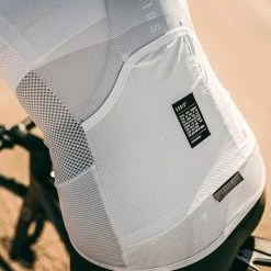 Maillot Manches Courtes Gobik Carrera 2.0 Moon Unisex -Promos Vélos Urbains Boutique maillot unisex carrera moon gobik warm series22 4 700x700 6