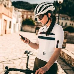 Maillot Manches Courtes Gobik Cx Pro Berry Streak Unisex 52 Maillot Manches Courtes Gobik Cx Pro Berry Streak Unisex -Promos Vélos Urbains Boutique maillot unisex cxpro berry streak gobik warm series22 3 700x700 2