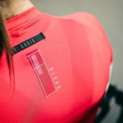 Maillot Manches Courtes Gobik Cx Pro Cranberry Unisex -Promos Vélos Urbains Boutique maillot unisex cxpro cranberry gobik warm series22 6 700x700 3