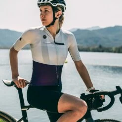 Maillot Gobik Manche Courte Cx Pro Land Nebula Unisex 96 Maillot Gobik Manche Courte Cx Pro Land Nebula Unisex -Promos Vélos Urbains Boutique maillot unisex cxpro land nebula gobik warm series22 6 700x700 3