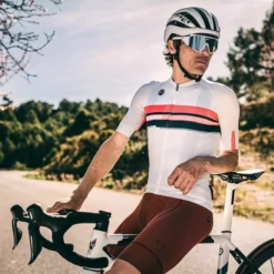 Maillot Manches Courtes Gobik Cx Pro Pink Streak Unisex 86 Maillot Manches Courtes Gobik Cx Pro Pink Streak Unisex -Promos Vélos Urbains Boutique maillot unisex cxpro pink streak gobik warm series22 3 700x700 6