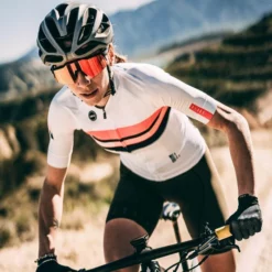 Maillot Manches Courtes Gobik Cx Pro Pink Streak Unisex 81 Maillot Manches Courtes Gobik Cx Pro Pink Streak Unisex -Promos Vélos Urbains Boutique maillot unisex cxpro pink streak gobik warm series22 4 700x700 5